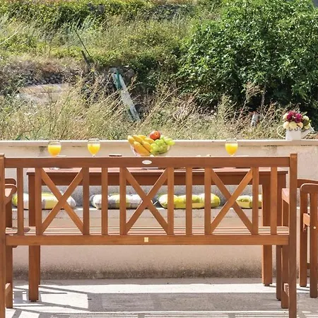 Vacation Apartments Feniks Tucepi