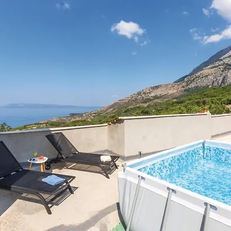 Vacation Apartments Feniks * Tucepi
