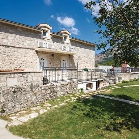 Apartment Vacation Apartments Feniks *