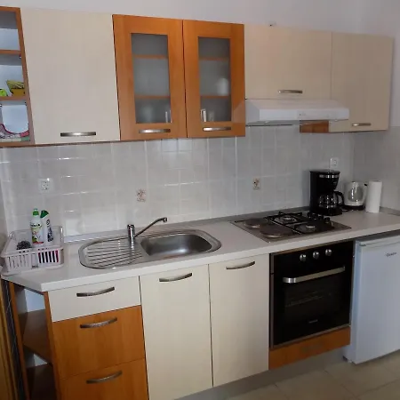 Vacation Apartments Feniks Apartment Tucepi