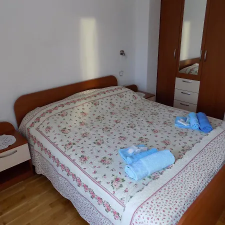 Apartment Vacation Apartments Feniks *